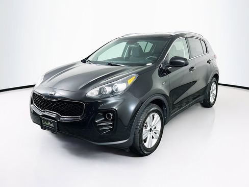 Used 2017 Kia Sportage LX w/ LX Popular Package image 3