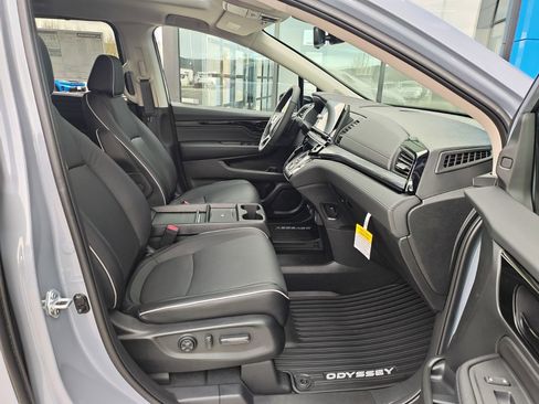 New 2026 Honda Odyssey Elite image 13