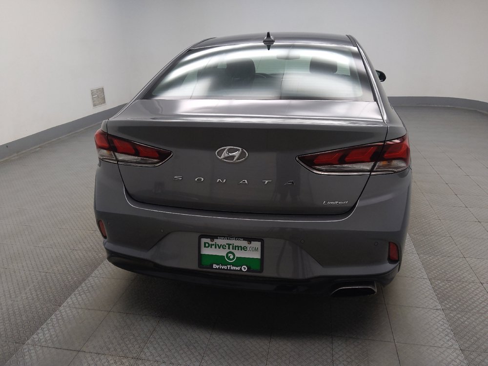 Used 2018 Hyundai Sonata Limited w/ Limited Ultimate Package 03 FWD image 9