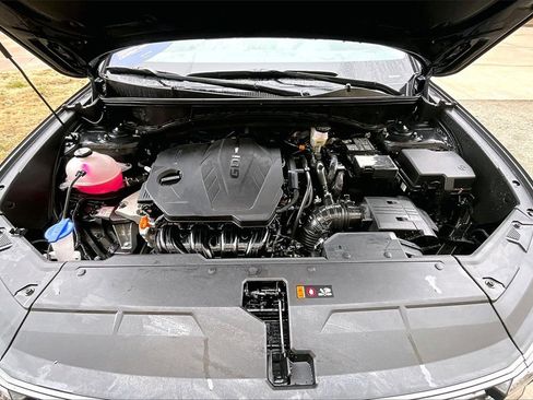 Certified 2025 Hyundai Tucson SEL image 9