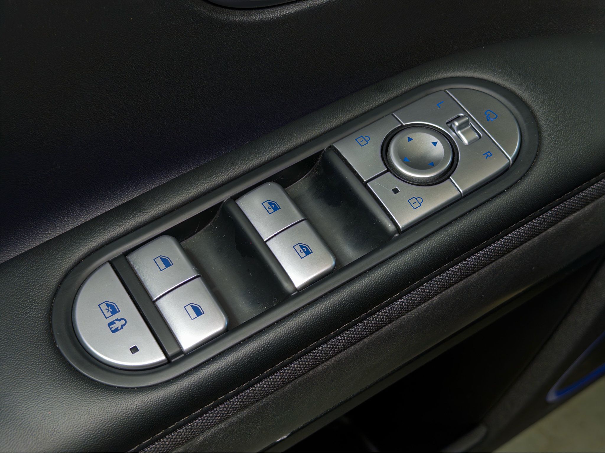 Used 2023 Hyundai Ioniq 5 SEL AWD/4WD image 7