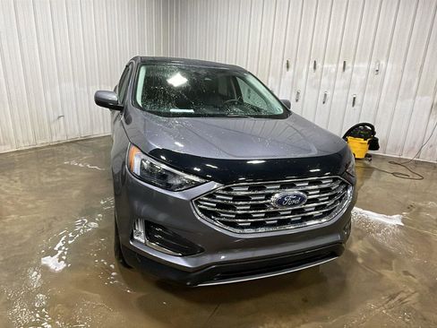 Certified 2022 Ford Edge SEL w/ Convenience Package image 3
