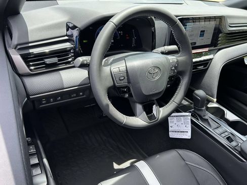New 2026 Toyota Camry SE FWD image 12