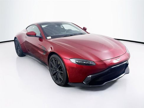 Used 2020 Aston Martin V8 Vantage Coupe RWD image 25
