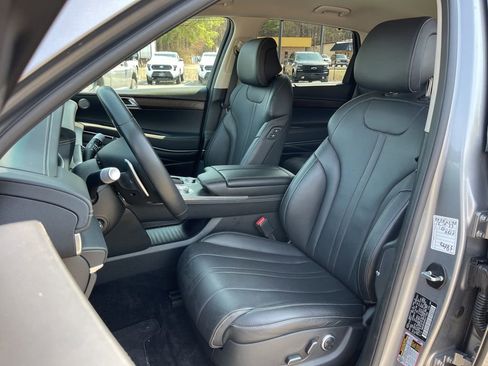 Used 2024 Genesis GV80 2.5T image 19