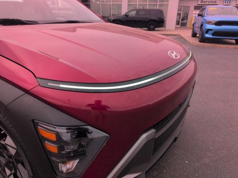 Used 2024 Hyundai Kona SEL FWD image 10
