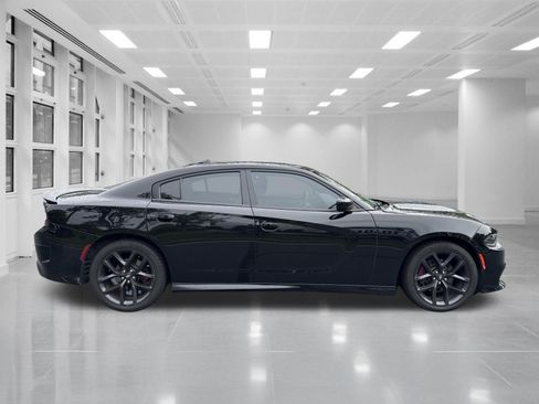 Used 2020 Dodge Charger GT w/ Blacktop Package RWD image 4
