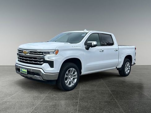 Used 2025 Chevrolet Silverado 1500 LTZ w/ LTZ Convenience Package II AWD/4WD image 3