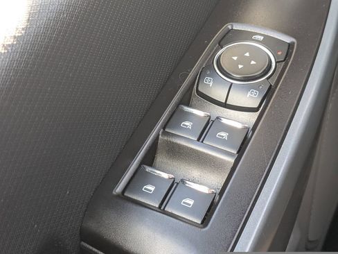 Used 2023 Ford F150 XLT AWD/4WD image 23
