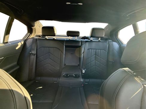 Used 2025 BMW 530i xDrive 530i xDrive w/ Premium Package image 19