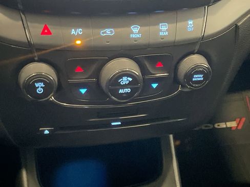 Used 2018 Dodge Journey Crossroad image 15