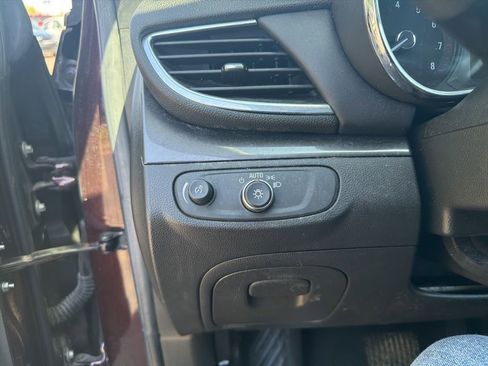 Used 2018 Buick Encore Preferred image 20