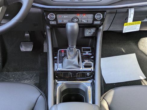 New 2026 Jeep Compass Latitude image 17