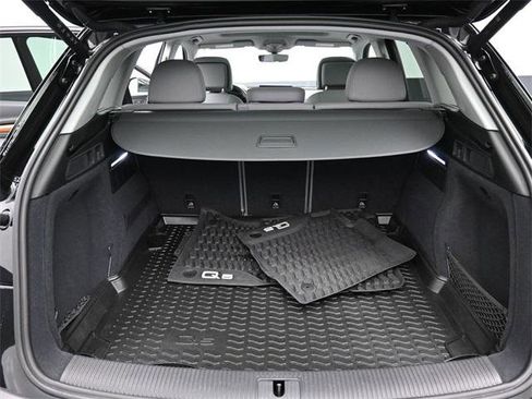 Used 2023 Audi Q5 2.0T Premium Plus image 31