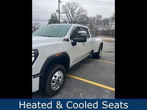 Certified 2024 GMC Sierra 3500 Denali w/ Denali Reserve Package image 5