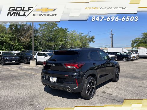 Used 2023 Chevrolet TrailBlazer RS w/ Convenience Package FWD image 5