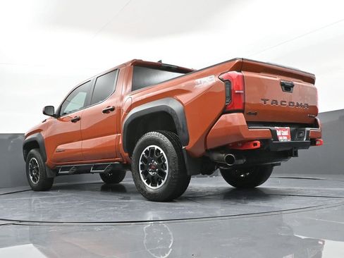 Certified 2025 Toyota Tacoma TRD Off-Road image 35