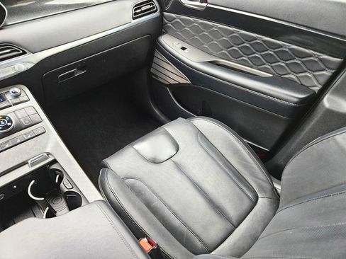 Used 2021 Hyundai Palisade Calligraphy image 13
