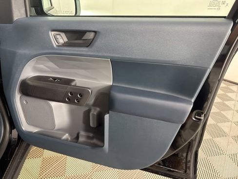 New 2025 Ford Maverick XLT w/ XLT Luxury Package image 30