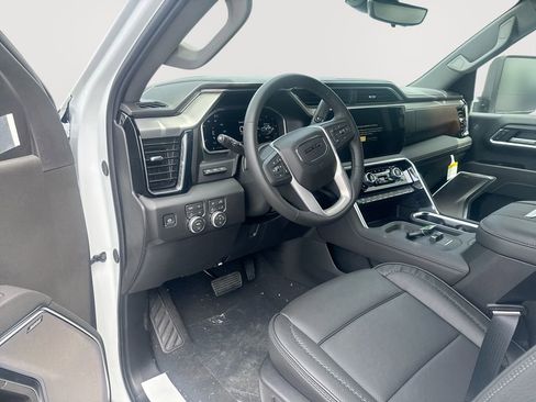 New 2026 GMC Sierra 3500 Denali w/ Denali Reserve Package AWD/4WD image 10