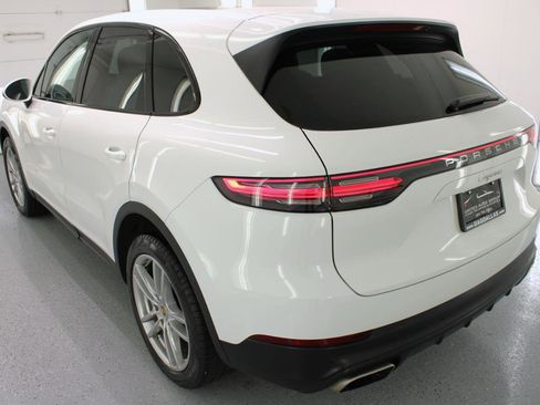 Used 2020 Porsche Cayenne AWD/4WD image 6