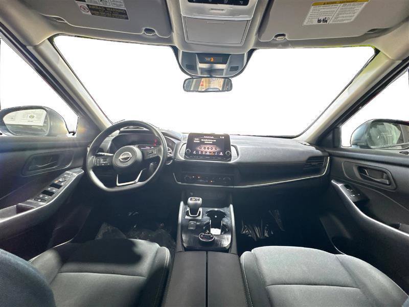 Used 2024 Nissan Rogue S AWD/4WD image 14