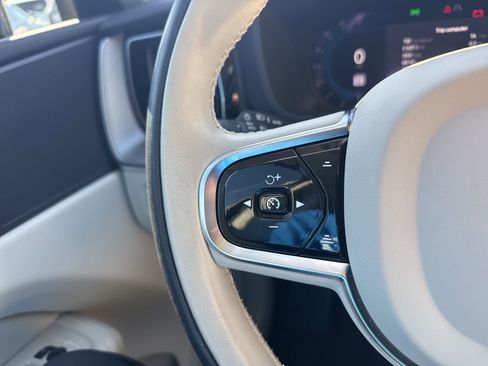 Certified 2024 Volvo XC60 B5 Core w/ Protection Package Premier image 21