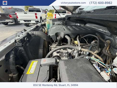 Used 2017 Toyota Tundra SR5 w/ SR5 Upgrade Package image 54