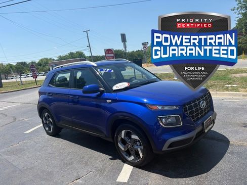 Used 2025 Hyundai Venue SEL FWD image 1