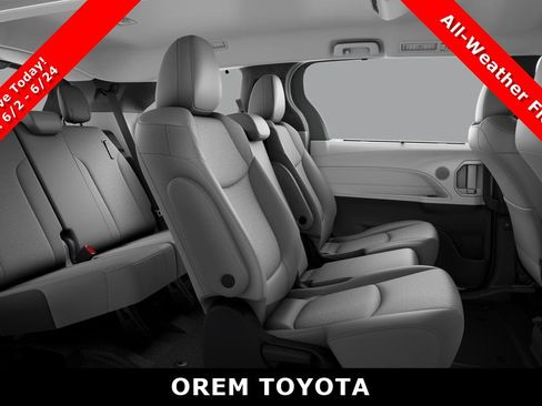 New 2026 Toyota Sienna LE FWD image 21
