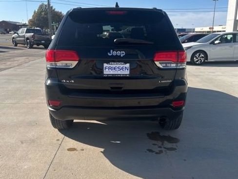 Used 2019 Jeep Grand Cherokee Laredo AWD/4WD image 7