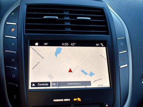 Used 2019 Lincoln MKC Reserve w/ MKC Climate Package image 17