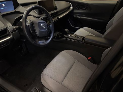 Used 2023 Toyota Prius Limited image 17