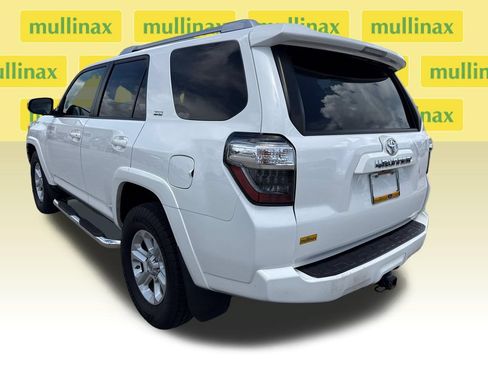 Used 2016 Toyota 4Runner SR5 Premium RWD image 9
