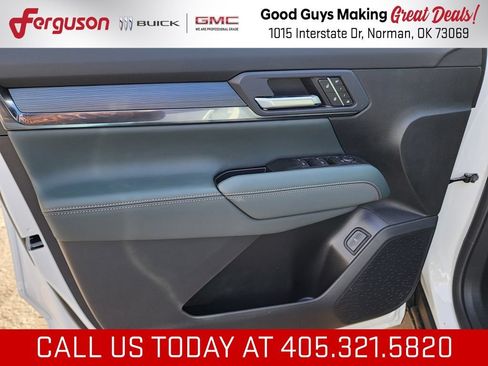 New 2026 GMC Terrain AT4 w/ Convenience Package III AWD/4WD image 13