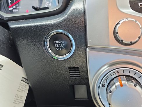 Certified 2022 Toyota 4Runner SR5 Premium image 30