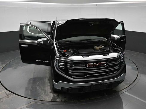 Used 2025 GMC Sierra 1500 SLT AWD/4WD image 41