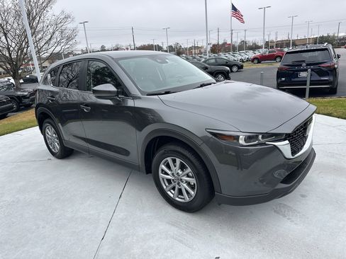Used 2023 MAZDA CX-5 AWD 2.5 S w/ Select Package image 2