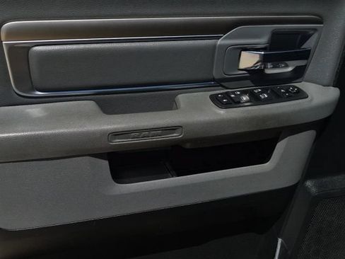 Used 2018 RAM 1500 Lone Star AWD/4WD image 10