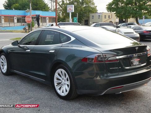Used 2014 Tesla Model S 85 image 5