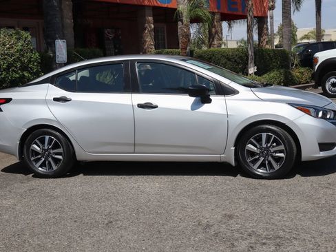Used 2023 Nissan Versa S w/ S Plus Package FWD image 10