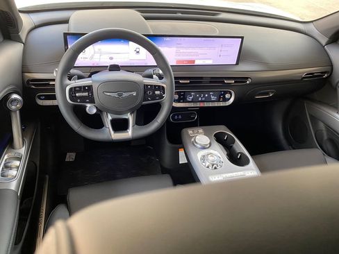 New 2026 Genesis GV60 Advance image 12