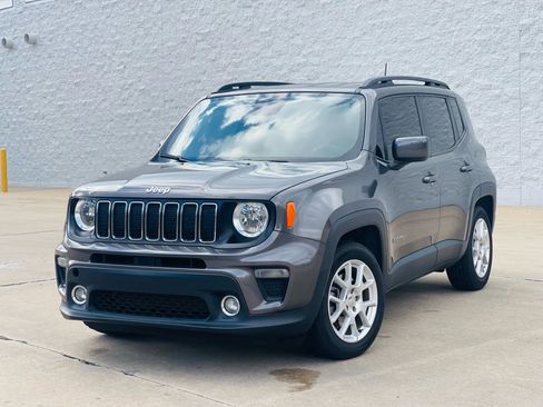 Used 2019 Jeep Renegade Latitude image 20