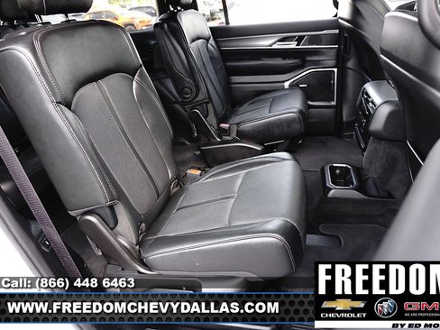 Used 2023 Jeep Wagoneer Series II image 13