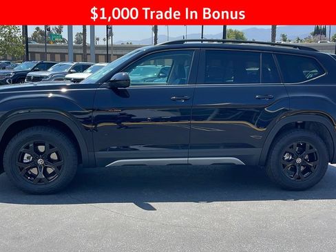New 2025 Volkswagen Atlas Peak Edition SE AWD/4WD image 12