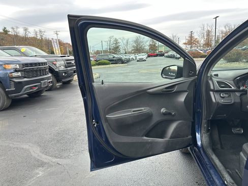 Used 2022 Chevrolet Spark LS image 11