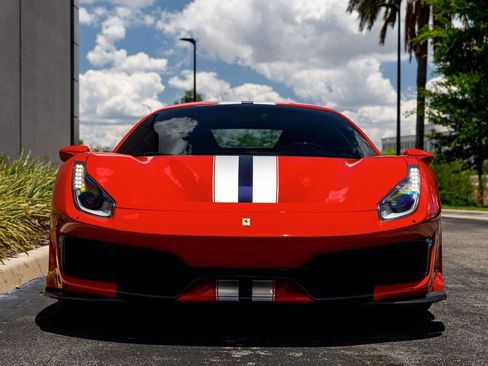 Used 2019 Ferrari 488 Pista Coupe RWD image 38