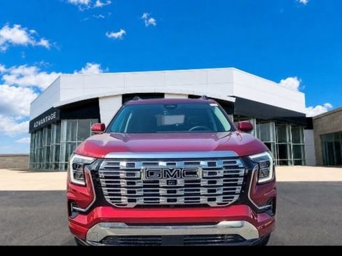 New 2027 GMC Terrain Denali w/ LPO, Black Badging Package AWD/4WD image 7