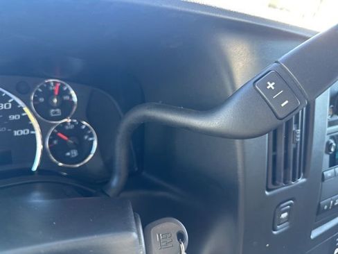 Used 2023 GMC Savana 2500 w/ Driver Convenience Package image 17