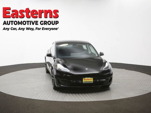 Used 2023 Tesla Model 3 Standard Range image 45